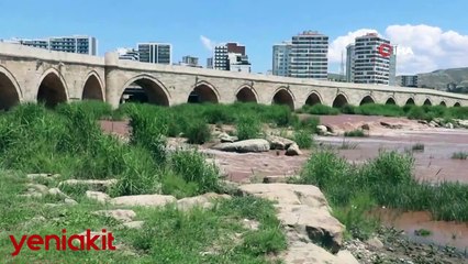 Kızılırmak ismini taşıdığı renge büründü! Mest eden görüntü