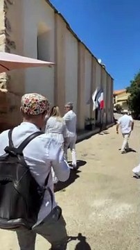 Christine Bravo sublime mariée en Corse avec son époux Stéphane Bachot, 11 juin 2022
