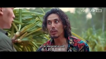 THE GIANT SNAKE AND THE LIZARD STARTED THE BATTLE.