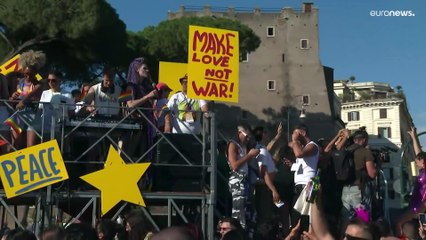 Roma, Bangkok y Katmandú celebran el desfile del Orgullo LGTBI+