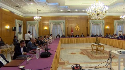 بسبب صعوبات عدة.. تزايد احتمالات تأخر صياغة مسودة الدستور في تونس