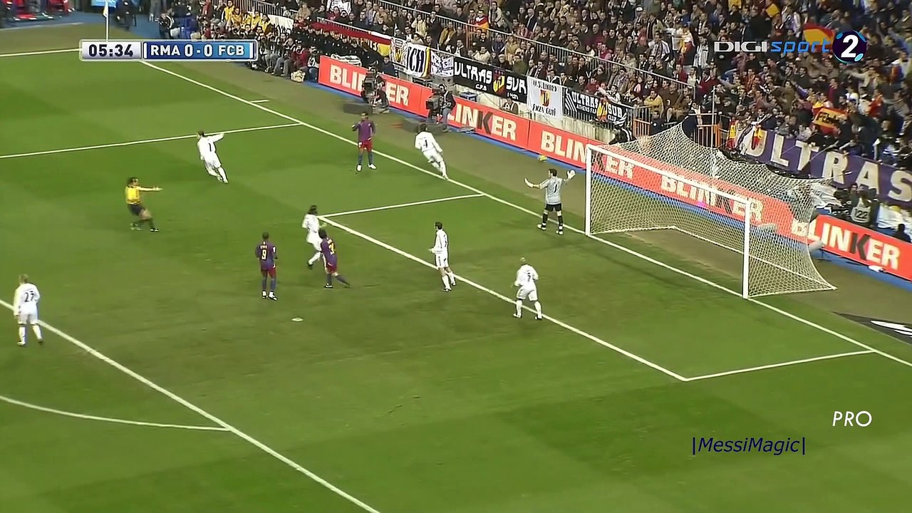 When 17 Year Old Lionel Messi TOYED with 1 Billion Real Madrid Team HD
