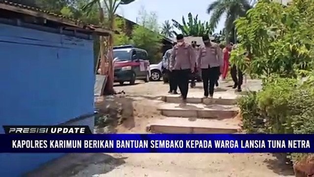 Kapolres Karimun Menggelar Baksos Dengan Memberikan Bantuan Sembako Kepada Warga Lansia Tuna Netra