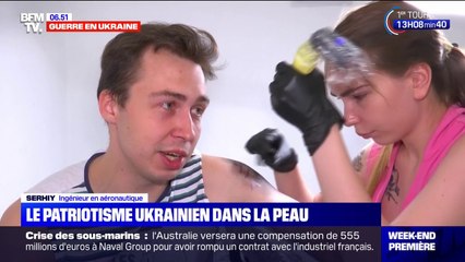 Ukraine: les salons tatouent à tour de bras au profit de l'armée