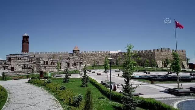 Erzurum'un binlerce yıllık tarihi ve kültürü, şehir arşivi müzesinde sergilenecek