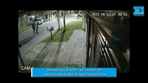 Trepando como gatos: así se metieron a robar en una vivienda en La Plata