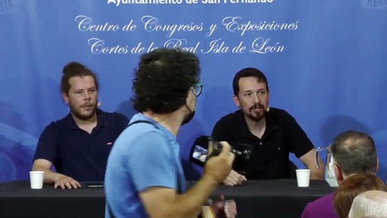 Iglesias hace desde Cádiz lo que muchos no esperaban mientras hablaba Yolanda Díaz en Málaga