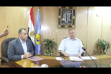 بالأسماء.. محافظ أسيوط يهنئ الطلاب الأوائل فى الشهادة الإعدادية