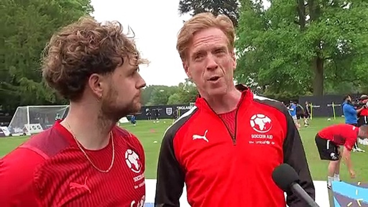 Soccer Aid 2022: Liam Payne and Stars Warm-Up