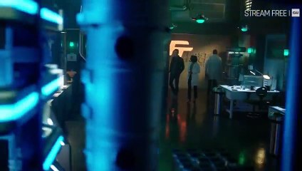 The Flash S08E18 The Man In The Yellow Tie