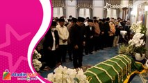 Penuh Haru, Ridwan Kamil Imami Sholat Jenazah Eril