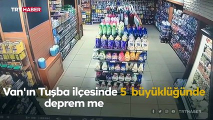 Van'da 5 büyüklüğündeki deprem kameralara yansıdı