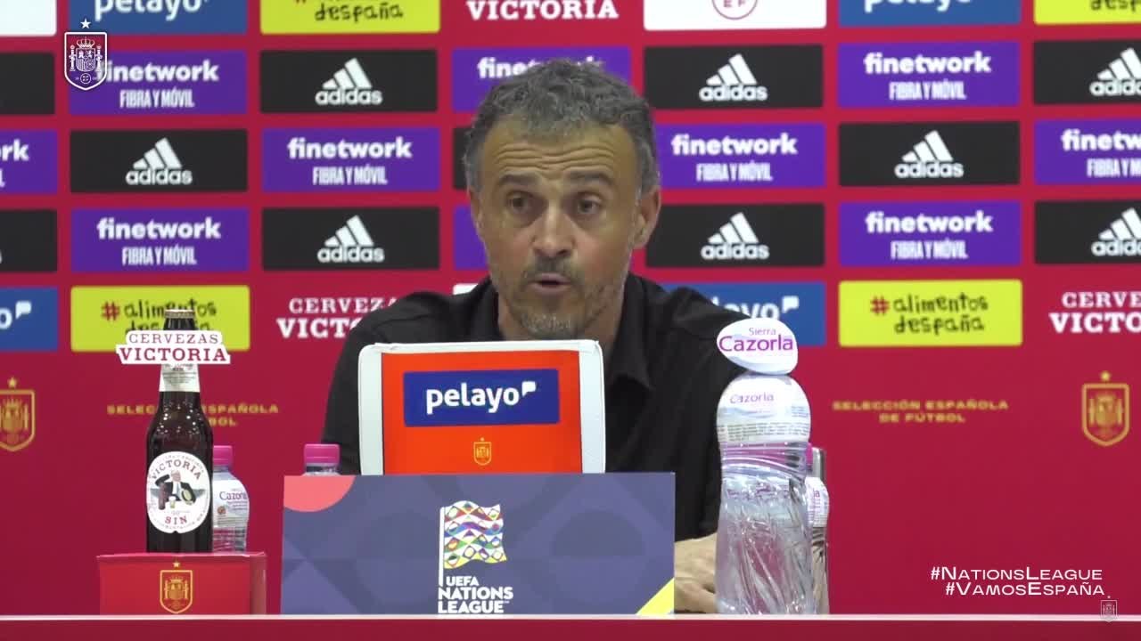 Luis Enrique sobre una de las mayores lacras de los partidos de selecciones: ‘chapeau’