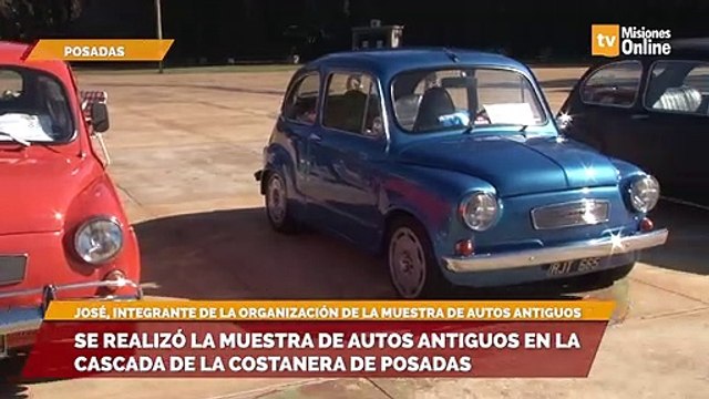 Con la presencia de más de 150 autos, se realizó la muestra de autos antiguos en la cascada de la costanera de Posadas