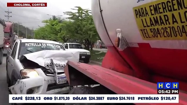 Accidente vial deja pérdidas materiales y congestionamiento vial en Choloma, Cortés