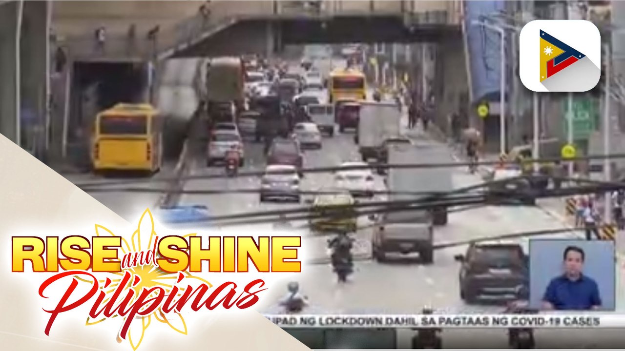 Paglalagay ng tunnel boring machine para Metro...