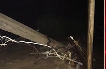 હિંમતનગરના ગ્રામ્ય વિસ્તારોમાં વંટોળને કારણે વીજપોલ થયા ધરાશાયી, જુઓ મહત્વના સમાચારો