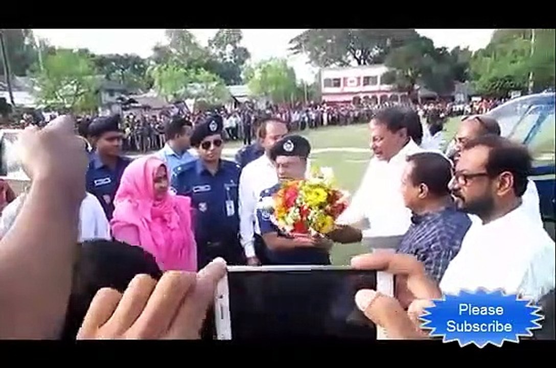 নন্দীগ্রামে হেলিকপ্টারে তথ্যমন্ত্রী হাসানুল হক ইনুর আগমণ। helicopter