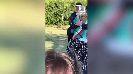 Alberto Matano sposa il suo Riccardo. Emozione e lacrime a Labico