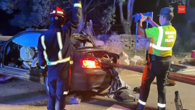 Muere un hombre al chocar su vehículo contra un guardarraíl en Madrid