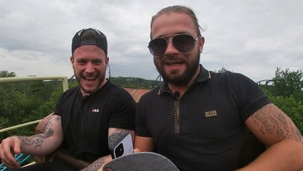 Série "Frisson": Junior et Florentin de Mariés au premier regard dans une attraction!