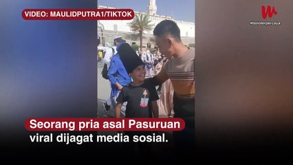 Pakai Peci Setinggi 30cm, Pria Asal Pasuruan Viral di Tanah Suci Mekkah