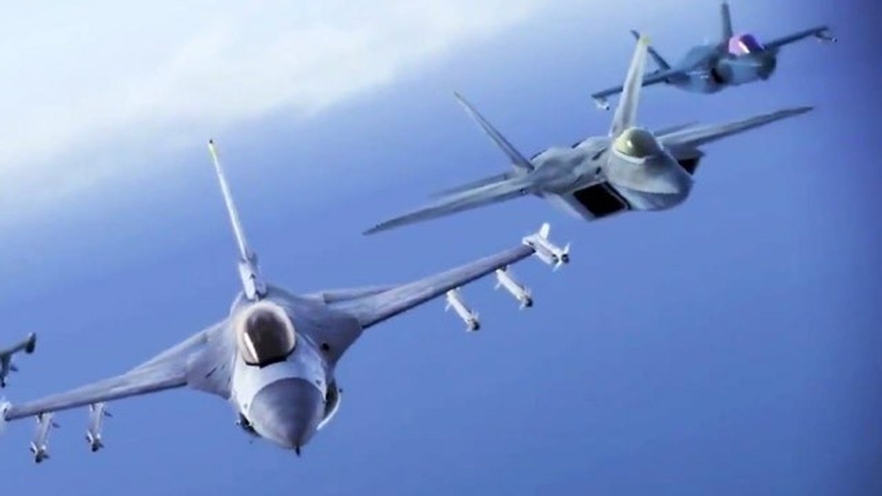 Ace Combat: Infinity - Gameplay-Trailer zeigt kooperativen Online-Luftkampf