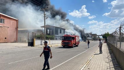 Diyarbakır'daki kozmetik fabrikasında büyük yangın