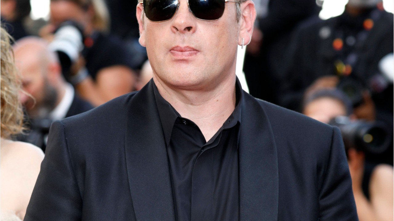 GALA VIDÉO - Benjamin Biolay : cette énorme somme d’argent refusée pour un célèbre télé-crochet