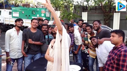 Kiara Advani Cutting Cake Celebrates 8 Years Of Bollywood