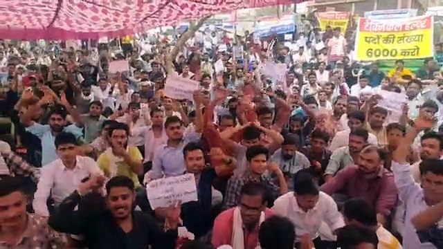 बेरोजगारों के प्रतिनिधिमंडल की सरकार से वार्ता विफल, शहीद स्मारक पर महापड़ाव रहेगा जारी