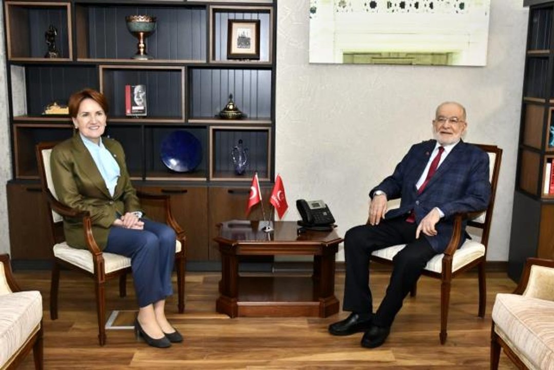 Akşener, Saadet Partisi Genel Başkanı Karamollaoğlu'nu Ziyaret Etti