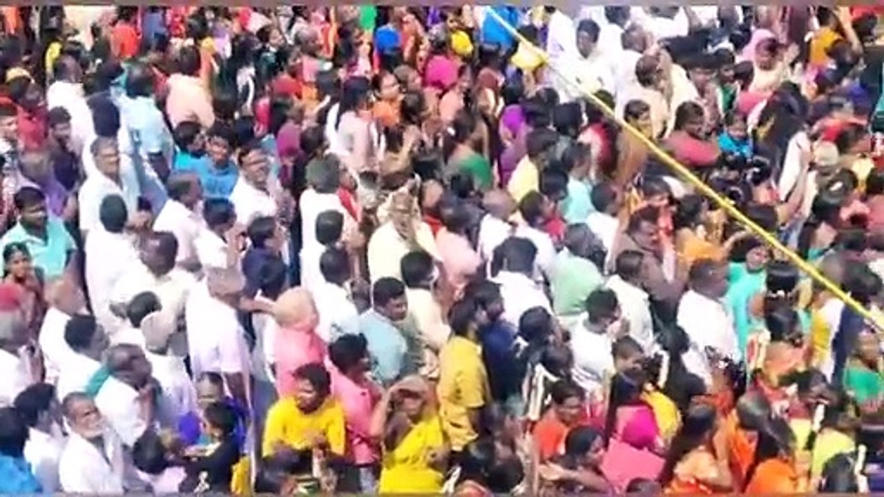 மதநல்லிணக்க மண்ணாக திகழும் தஞ்சை... கோயில் திருவிழாவில் இந்துக்களுக்கு மோர் வழங்கிய இஸ்லாமியர்கள்