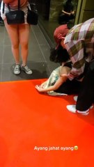 Ayang mana ayang? Ayang jahat