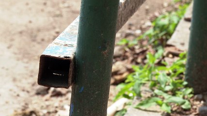 Video herunterladen: Inseguro puente peatonal en la colonia San Esteban | CPS Noticias Puerto Vallarta