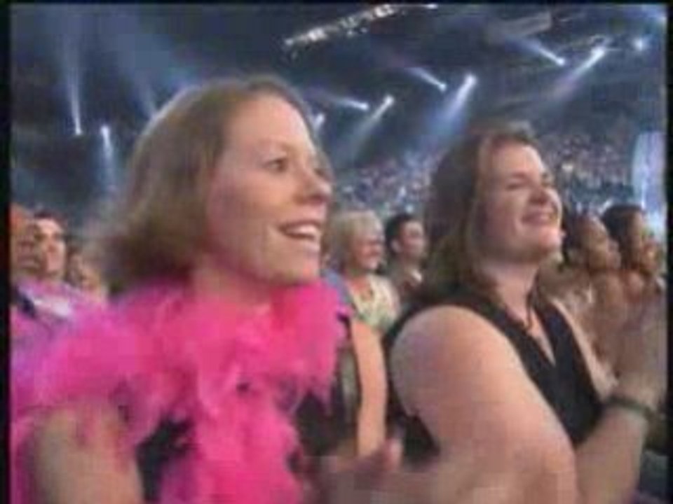 Beyonce - Proud Mary [live las vegas]