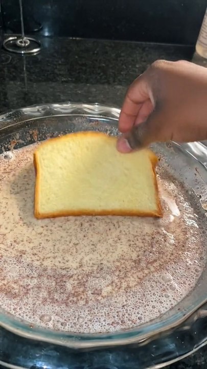 Bustle Cook Club: French Toast