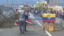Movilización nacional en Ecuador inicia con vías cortadas y sin incidentes graves