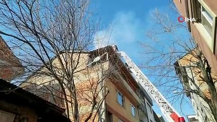 Bursa'da yangında can pazarı! 5'i çocuk 7 kişiyi itfaiye kurtardı