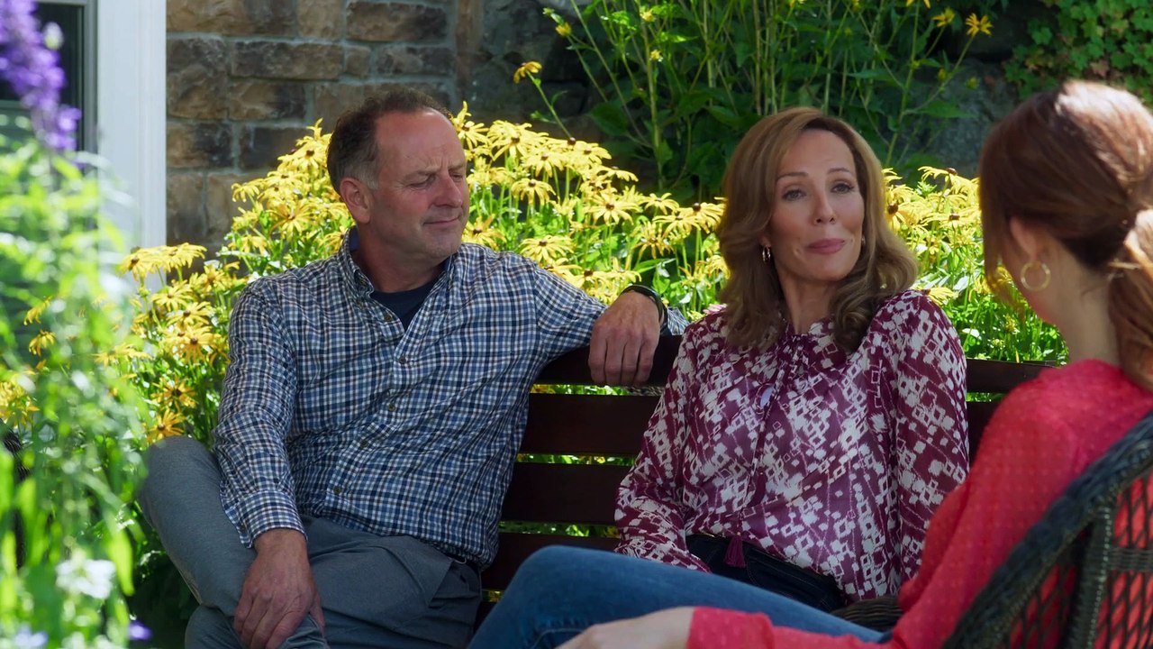A Whirlwind Wedding - Trailer