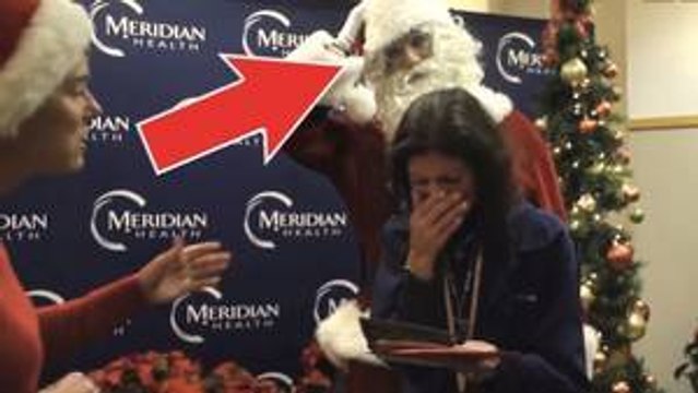 Das schönste Weihnachtsgeschenk für diese Mutter. Tränen garantiert!