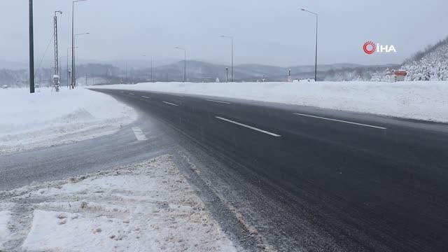 D100 Karayolu ve TEM Otoyolu Bolu Dağı geçişi iki yönlü araç trafiğine açıldı