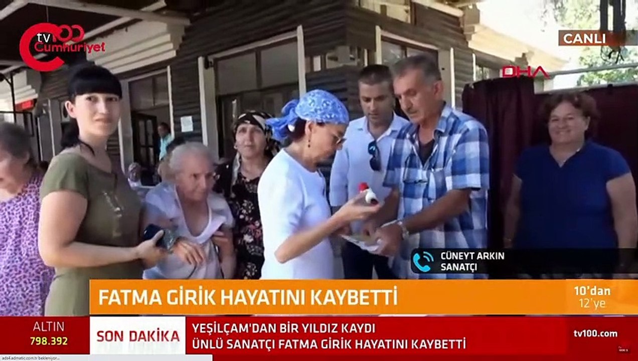 Fatma Girik'in ölümünün ardından canlı yayına bağlanan Cüneyt Arkın ağlattı