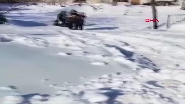 Son dakika haberi | ANKARA-BAKAN KOCA, HASTAYI SIRTINDA TAŞIYAN 112 ÇALIŞANININ VİDEOSUNU PAYLAŞTI