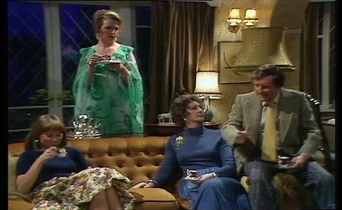 The Good Life. S01 E06. The Pagan Rite.