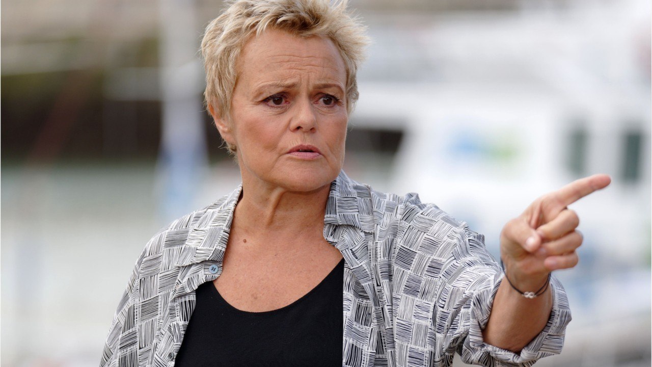 FEMME ACTUELLE - Muriel Robin sur les traces de son enfance pendant le tournage de "Mon ange"
