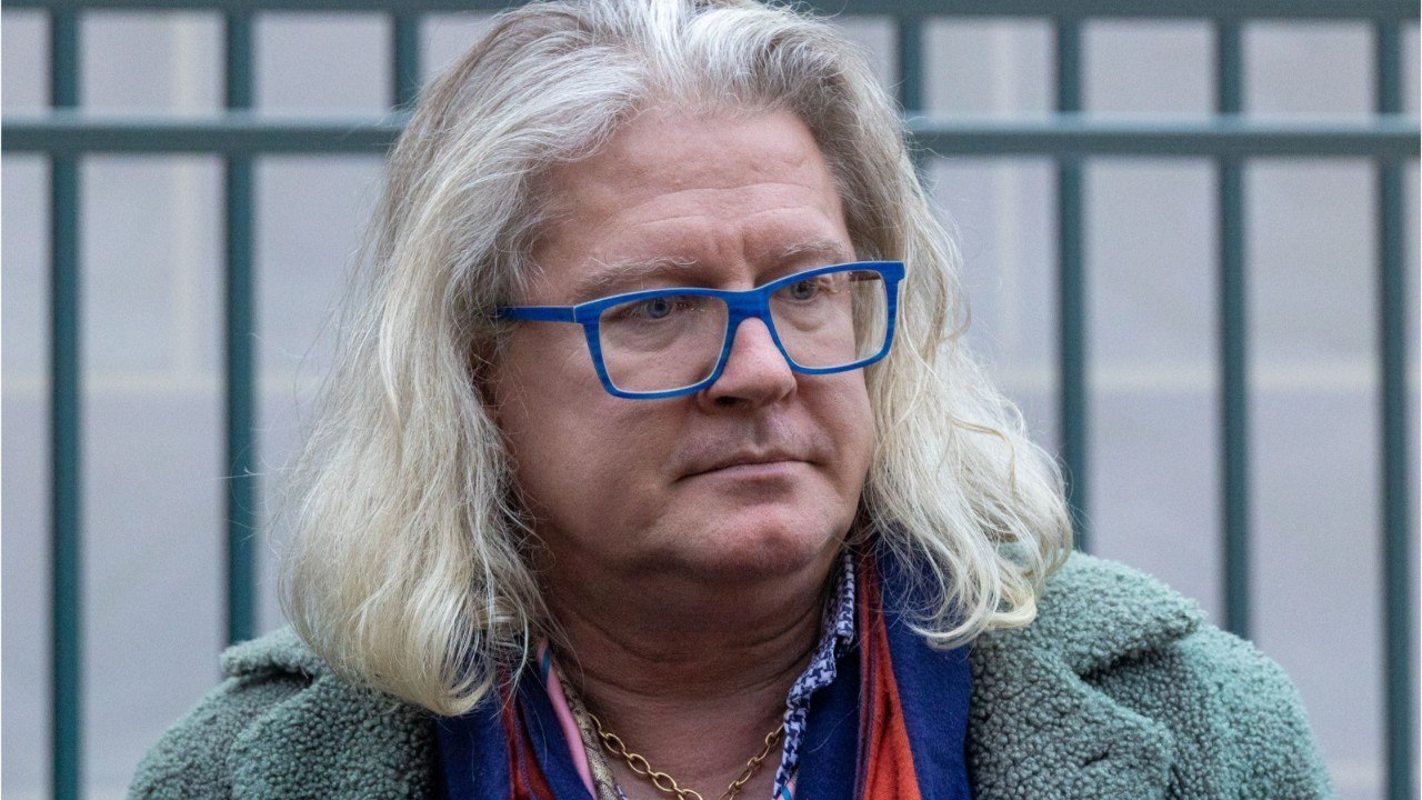 FEMME ACTUELLE - "Le vaccin ne les aurait pas protégés davantage, certainement pas" : les déclarations chocs de Francis Lalanne après le décès des Bogdanoff