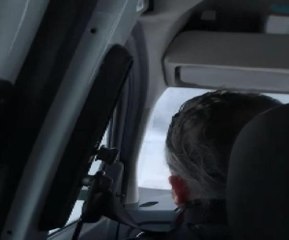 ESENYURT'TA KAYAN MİNİBÜS İÇİNDE YAŞANAN KORKU DOLU ANLAR