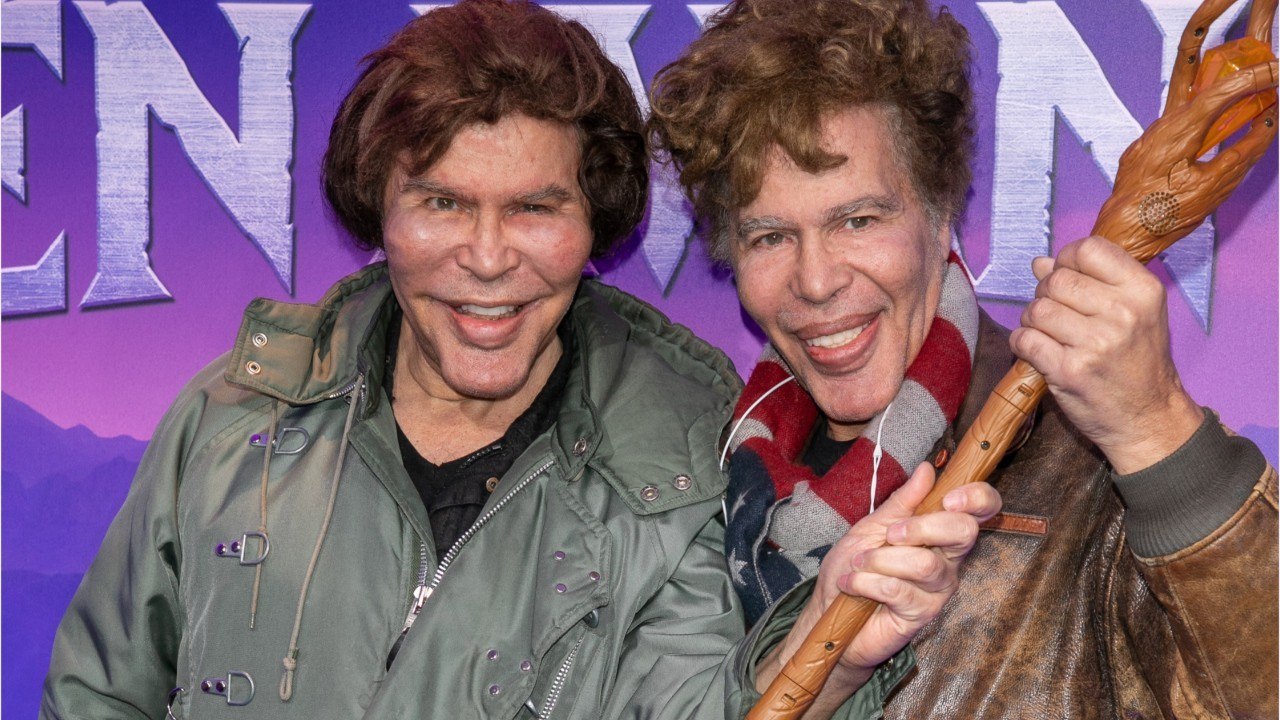 FEMME ACTUELLE - Igor et Grichka Bogdanoff jeunes : découvrez une photo des frères en 1987, avant leur transformation physique