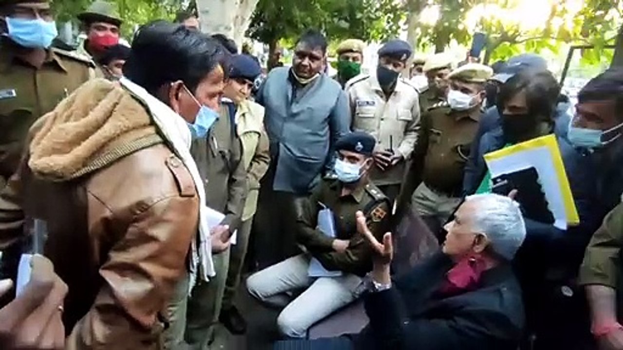 सांसद किरोड़ी मीणा बैठे धरने पर, चेतावनी दी की सब ठीक नहीं करेंगे तो अब आंदोलन करेंगे